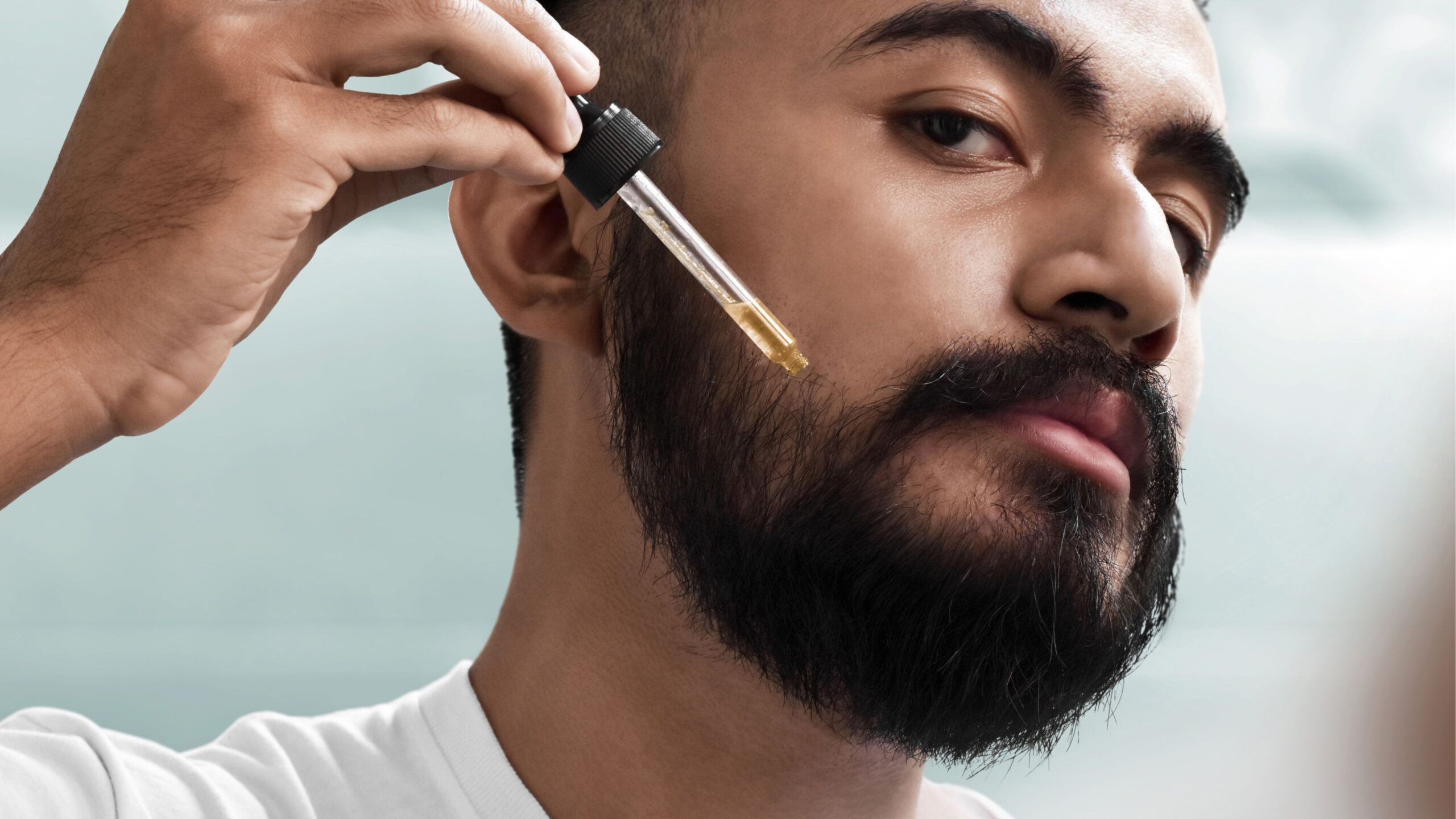 Trou dans la barbe comprendre les causes et connaitre les remèdes ! Zemedical